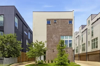 2BR Townhouse for Rent in Dallas, TX