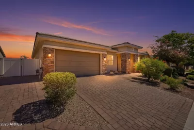 4BR House for Sale in Phoenix, AZ