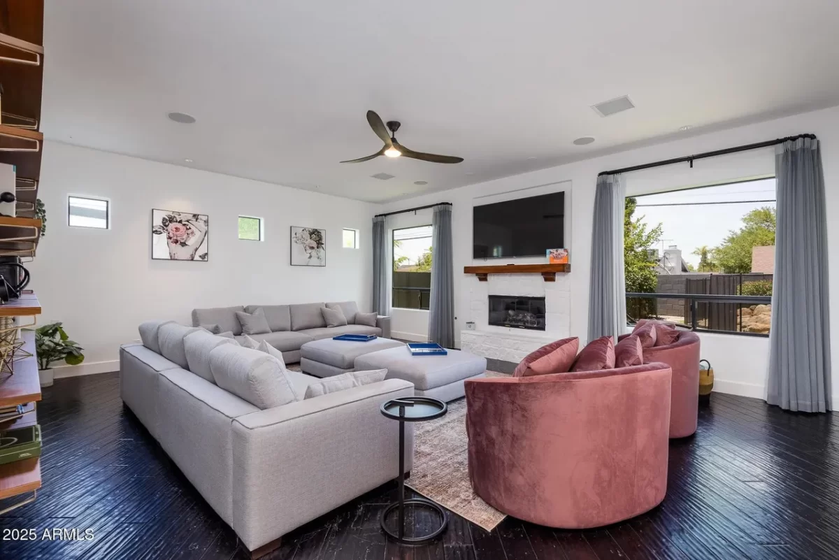 4BR House for Rent in Phoenix, AZ