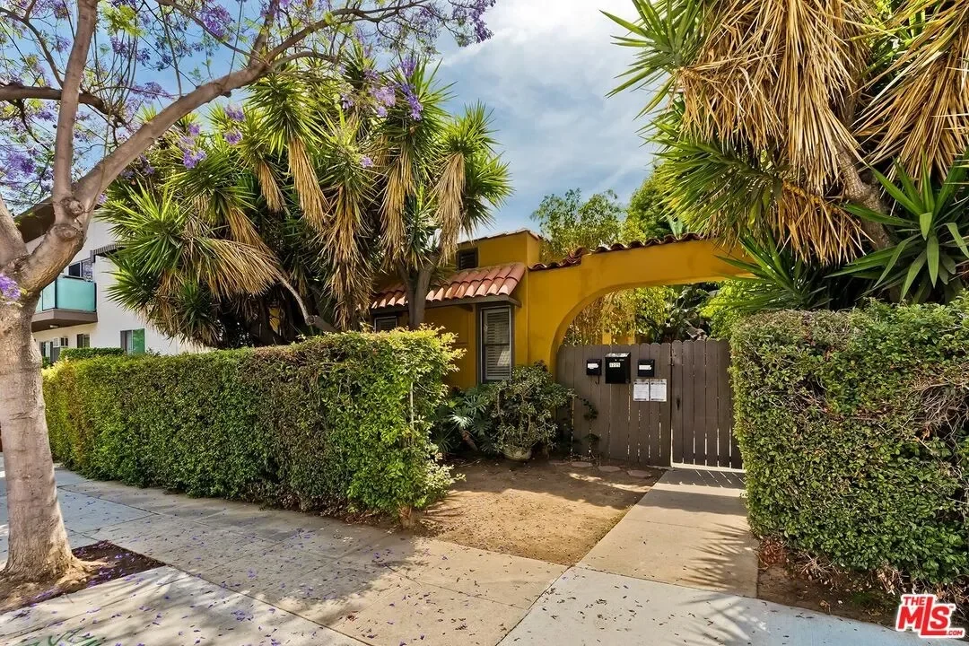 4BR Multi-Family for Sale in West Hollywood, CA