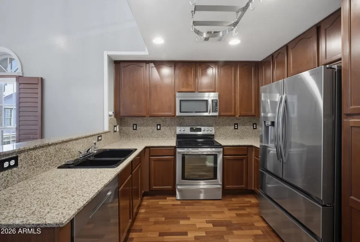 3BR Townhouse for Sale in Phoenix, AZ