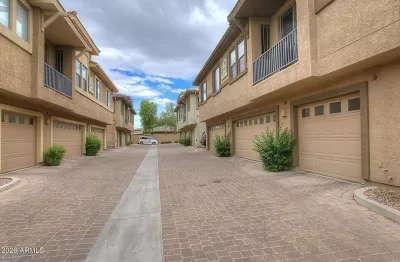 3BR Townhouse for Rent in Phoenix, AZ