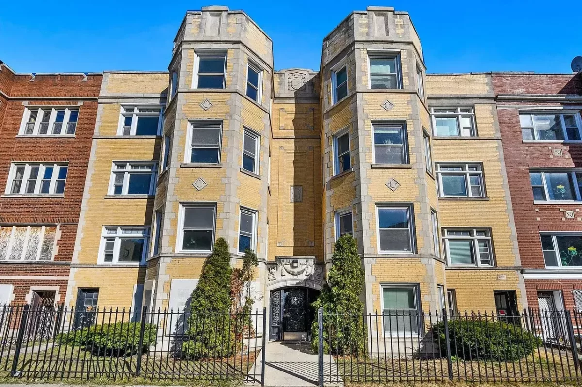 2BR Multi-Family for Sale in Chicago, IL
