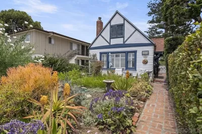 2BR House for Sale in San Diego, CA