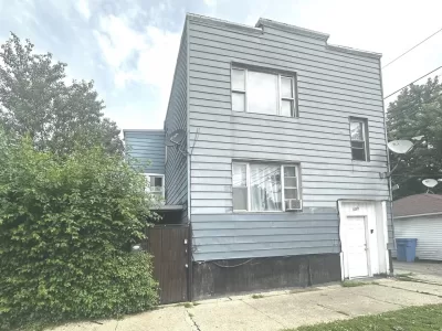 2BR House for Rent in Chicago, IL