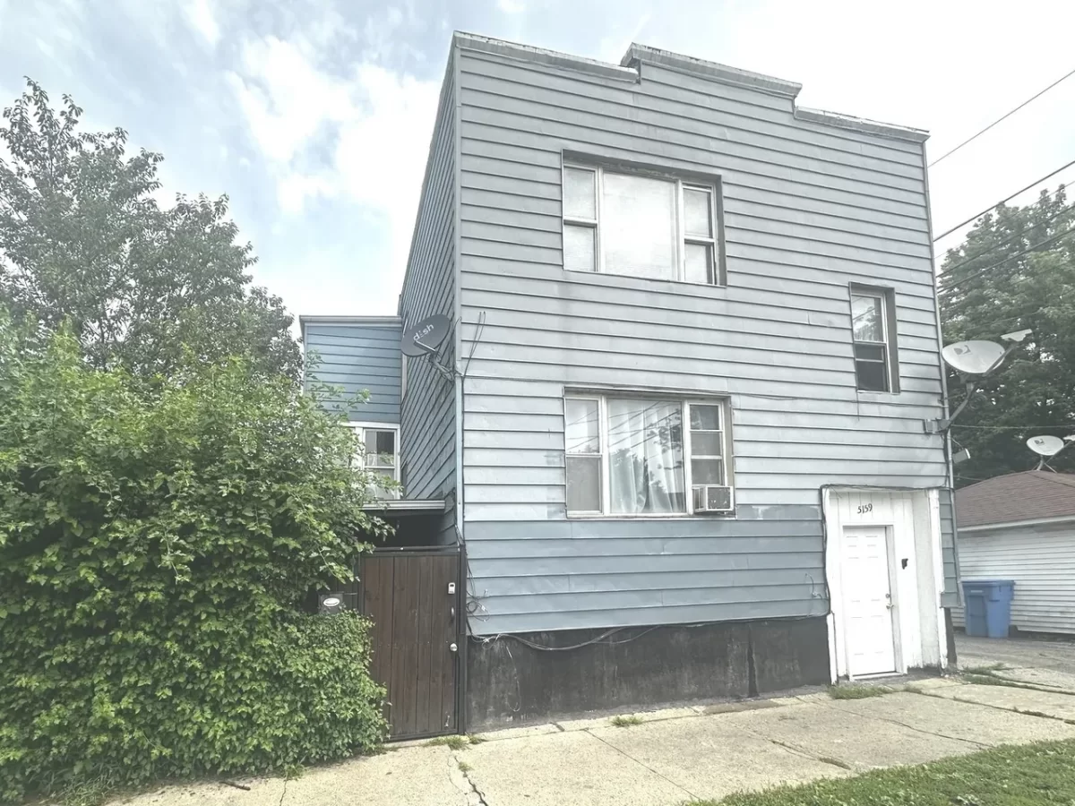 2BR House for Rent in Chicago, IL