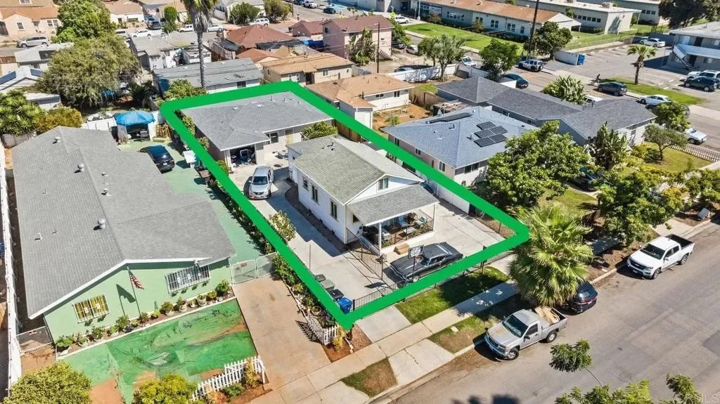 5BR Multi-Family for Sale in Chula Vista, CA