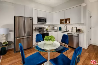 1BR Townhouse for Rent in Los Angeles, CA