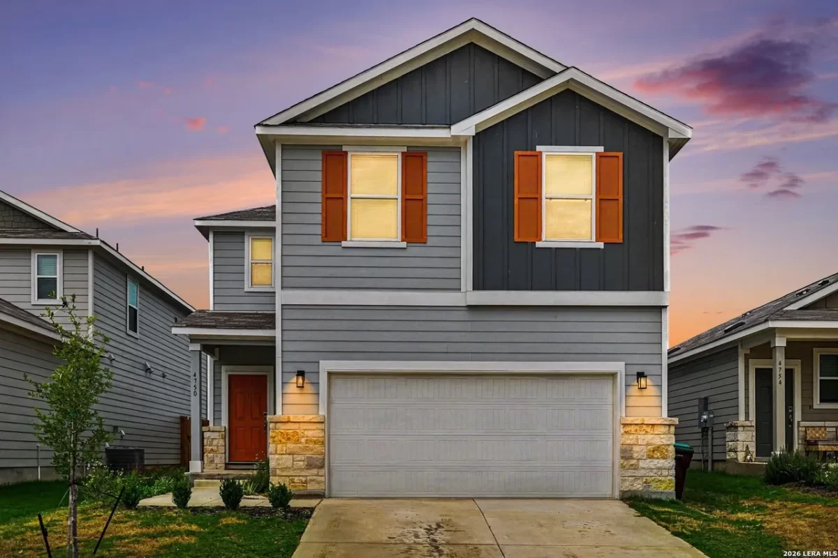 4BR House for Sale in San Antonio, TX