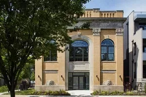 2BR House for Rent in Chicago, IL