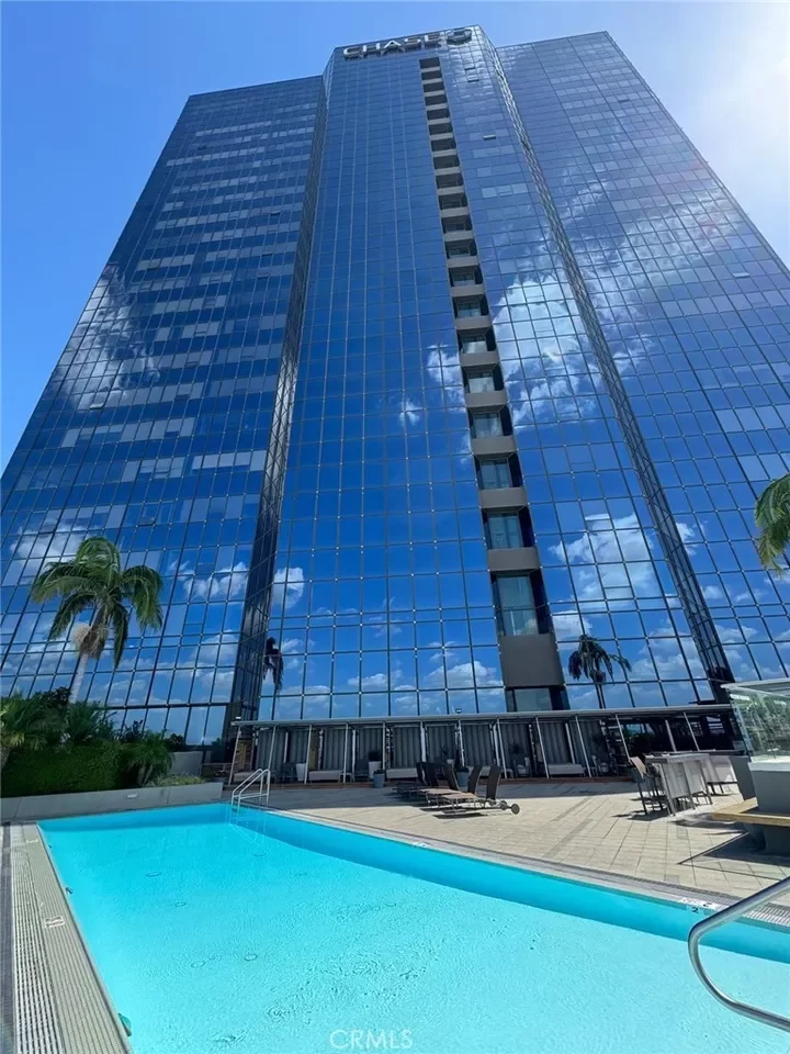 1BR Condo for Sale in Los Angeles, CA