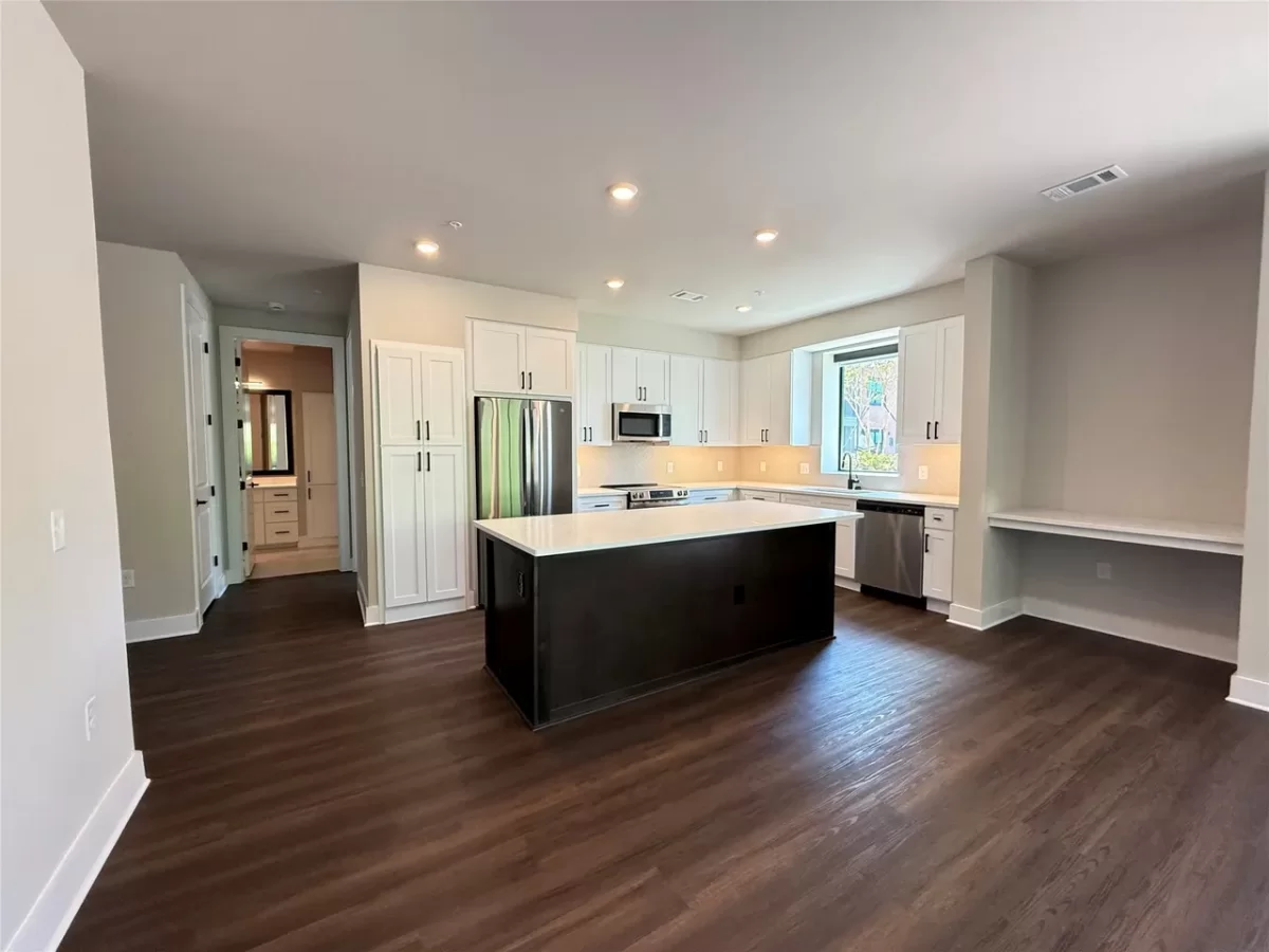 2BR Condo for Rent in Dallas, TX