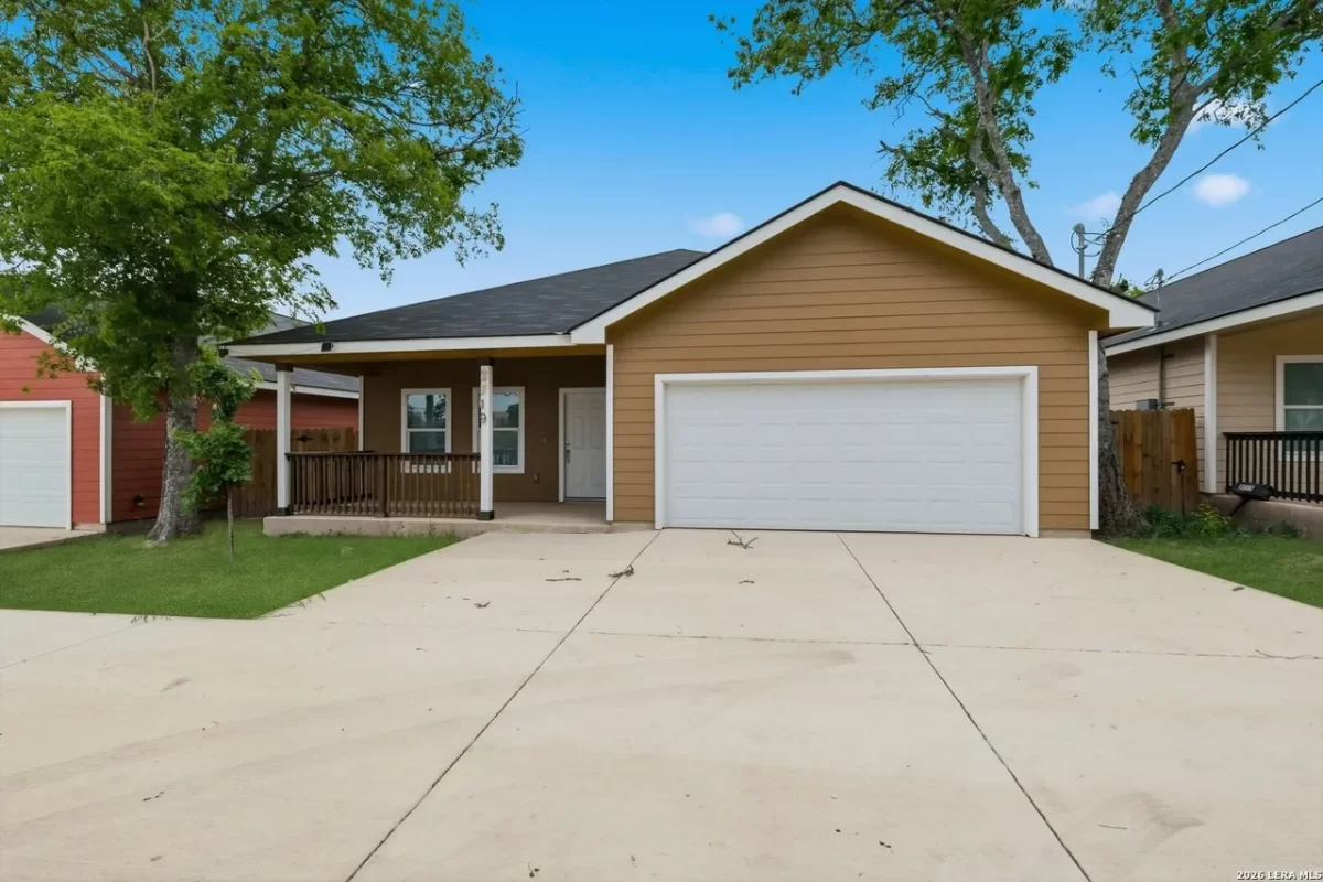 4BR House for Sale in San Antonio, TX