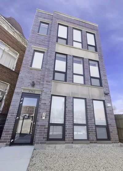 9BR Multi-Family for Sale in Chicago, IL