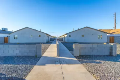 5BR Multi-Family for Sale in Phoenix, AZ