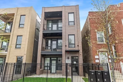 3BR Condo for Sale in Chicago, IL