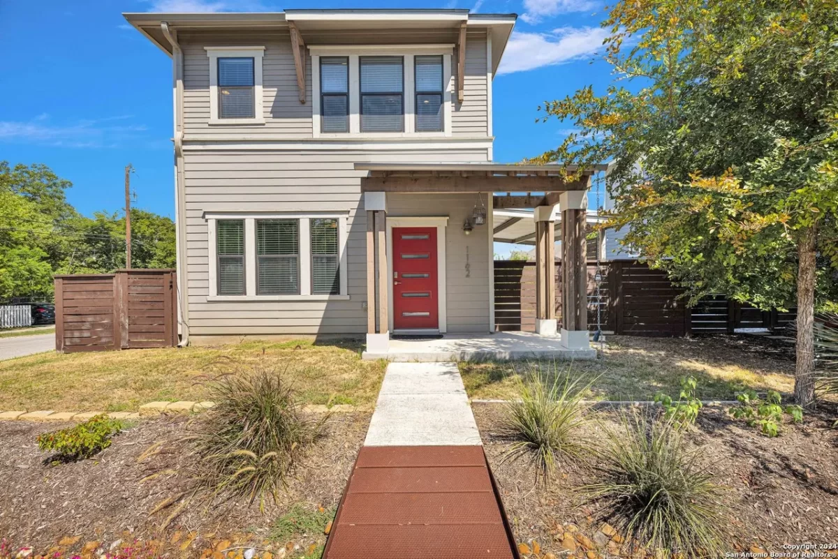 2BR House for Rent in San Antonio, TX