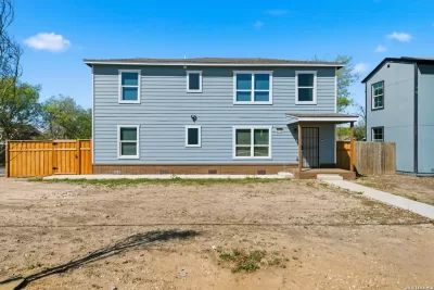 2BR House for Rent in San Antonio, TX