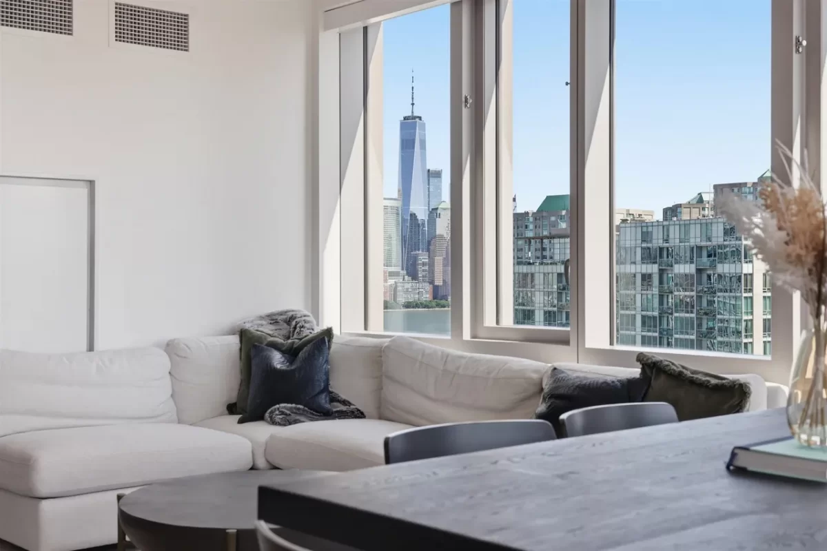 2BR Condo for Sale in Jersey City, NJ