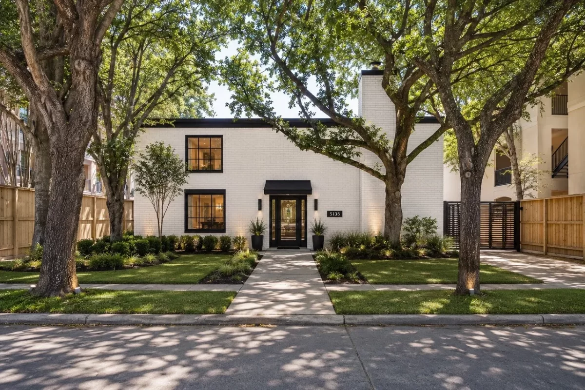 4BR Multi-Family for Sale in Houston, TX