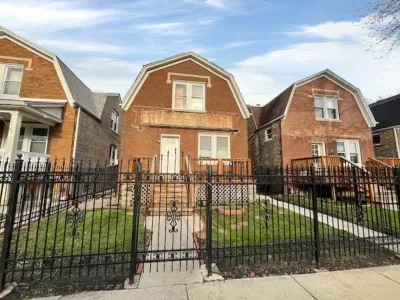 5BR Multi-Family for Sale in Chicago, IL