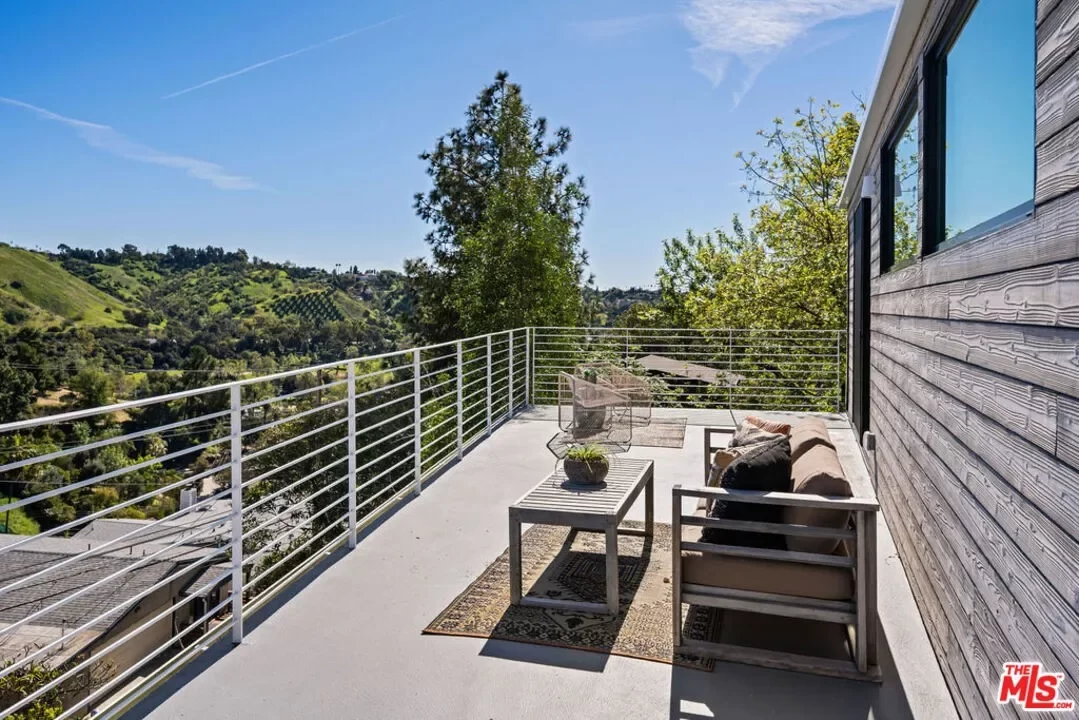 3BR House for Sale in Los Angeles, CA
