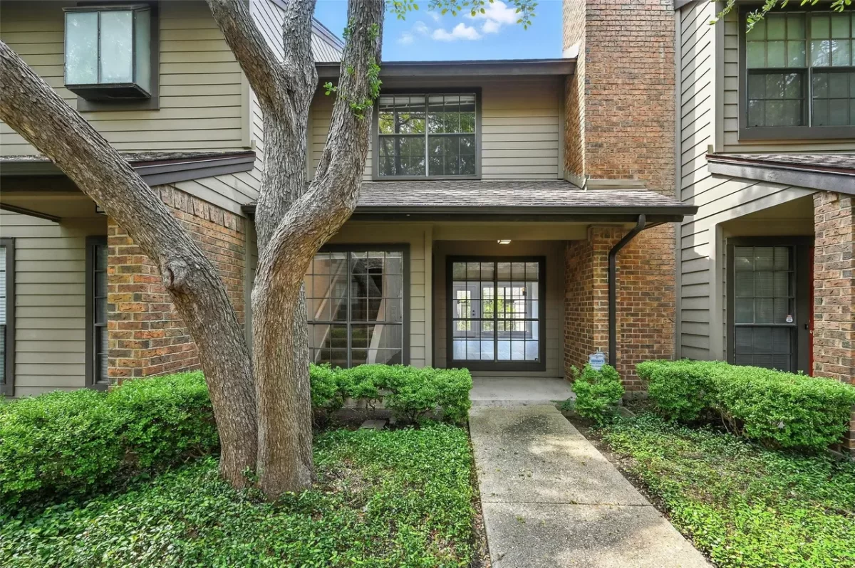 2BR Condo for Sale in Dallas, TX
