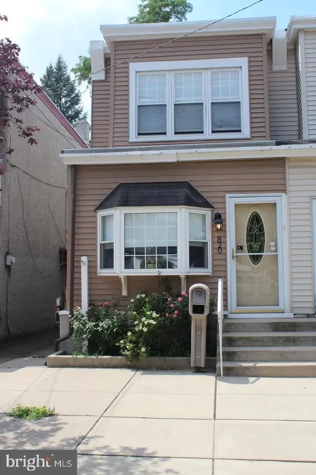 3BR Townhouse for Sale in Gloucester City, NJ