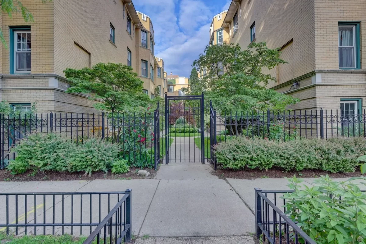 1BR Condo for Sale in Chicago, IL