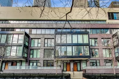 3BR Townhouse for Rent in Chicago, IL
