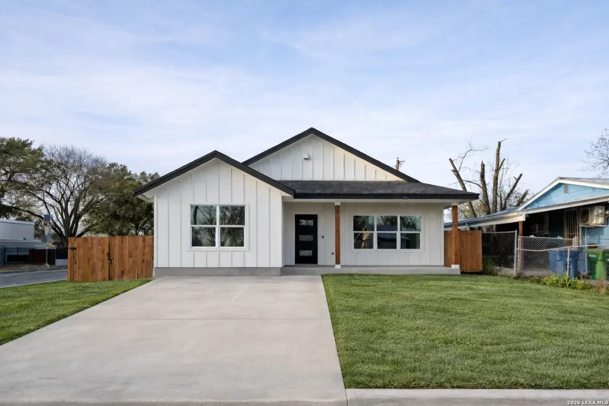 3BR House for Sale in San Antonio, TX