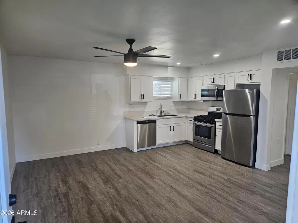 2BR Townhouse for Rent in Phoenix, AZ