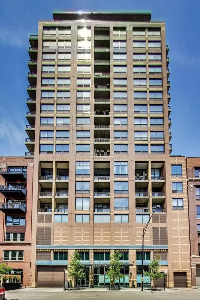 2BR Condo for Rent in Chicago, IL