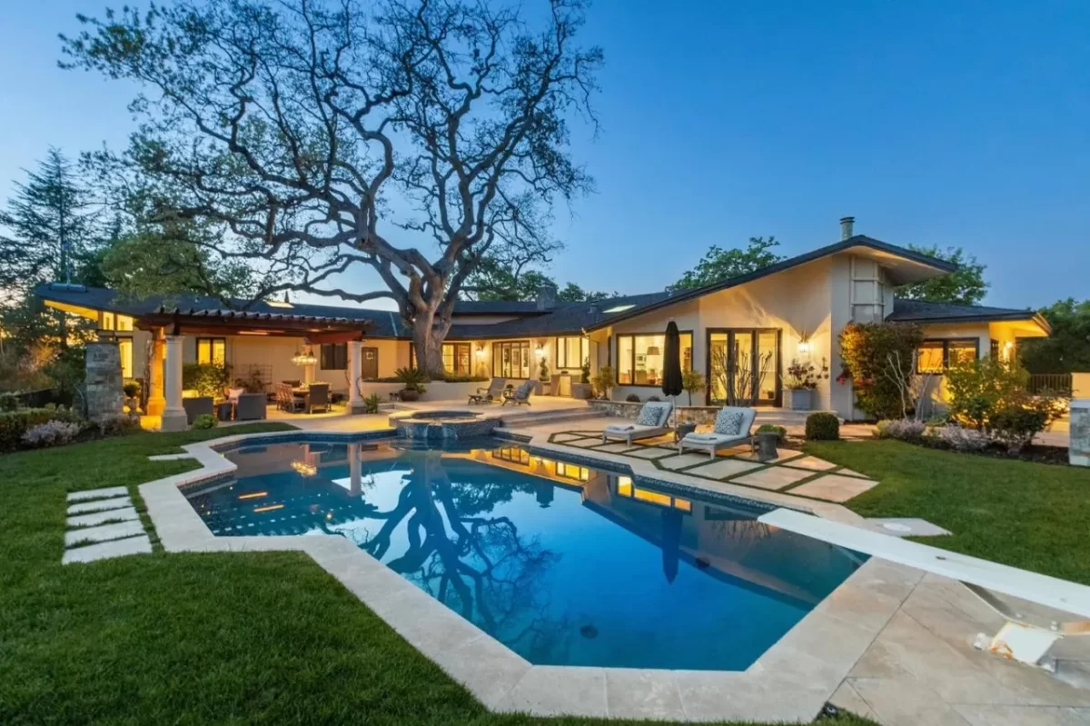 4BR House for Sale in Los Gatos, CA