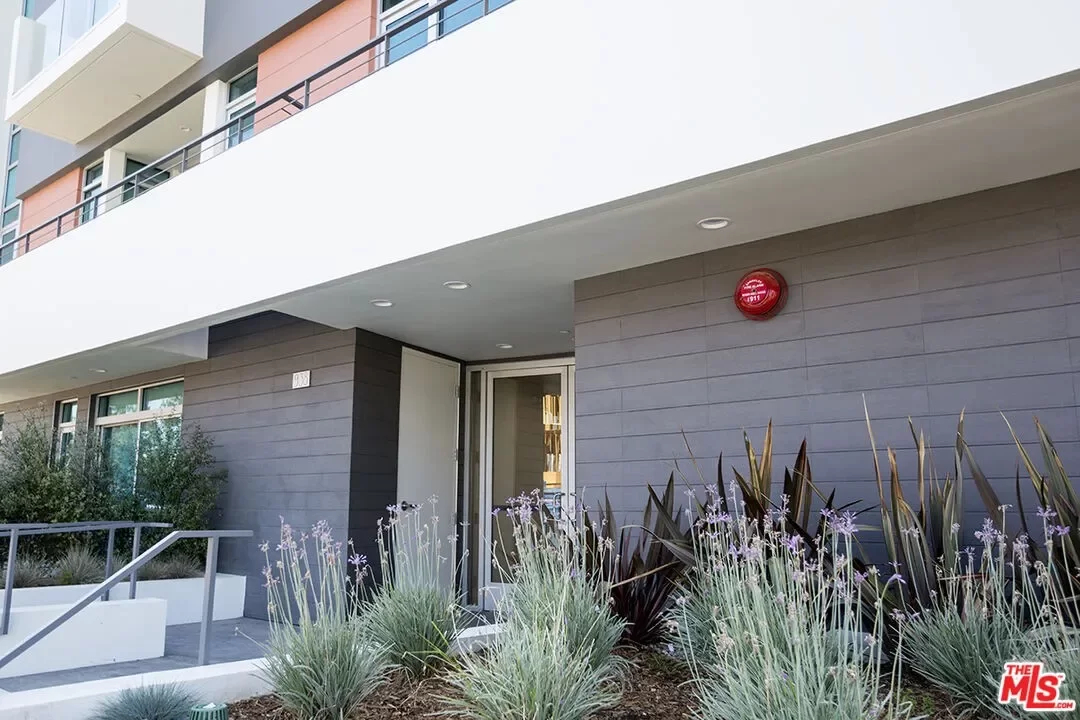 3BR Condo for Rent in Los Angeles, CA