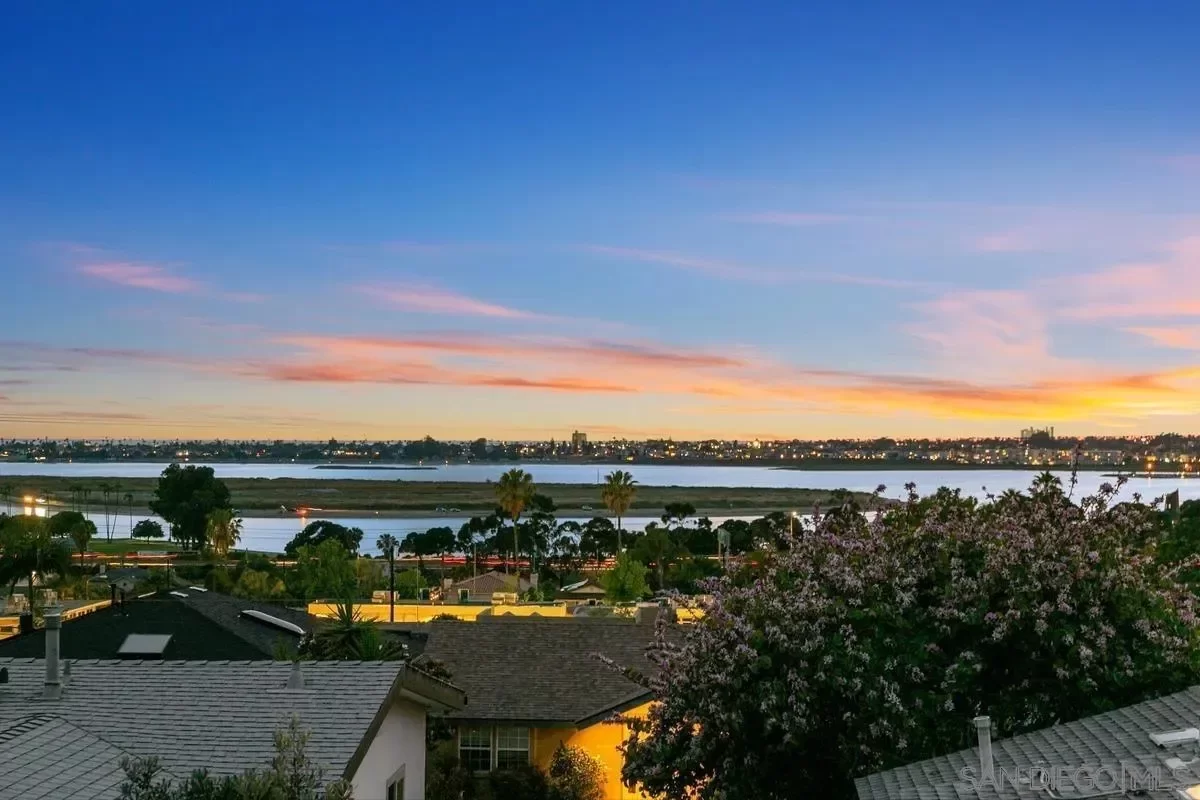 3BR House for Sale in San Diego, CA