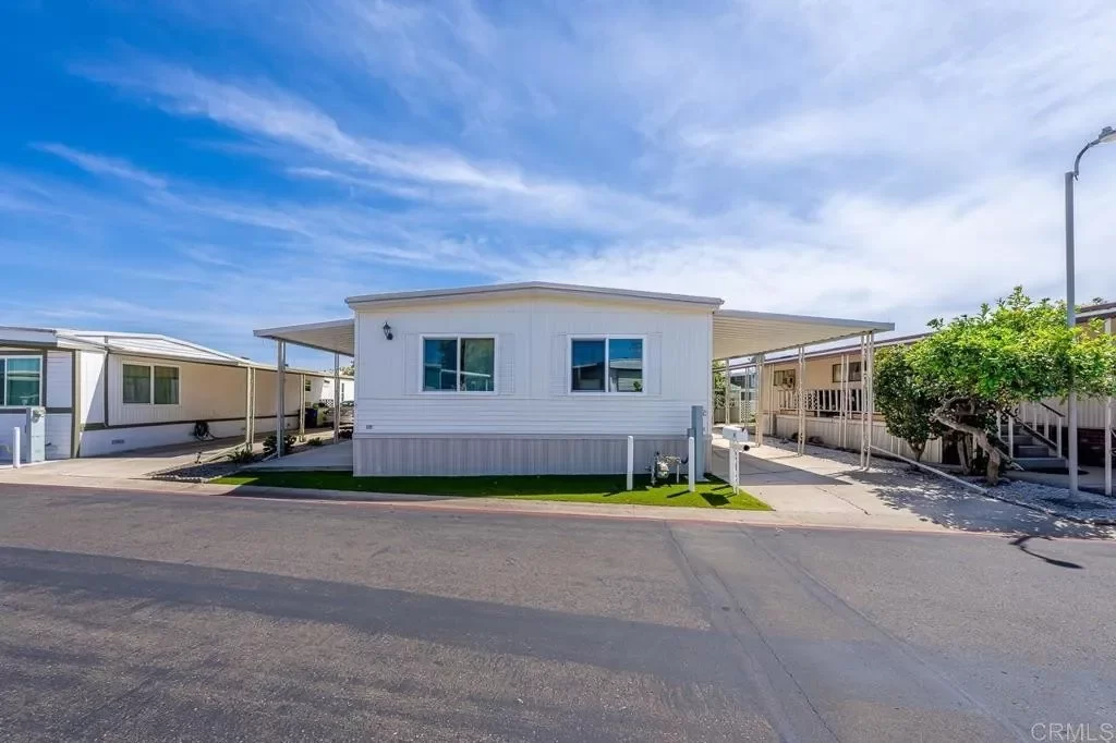 2BR Mobile Home for Sale in Chula Vista, CA