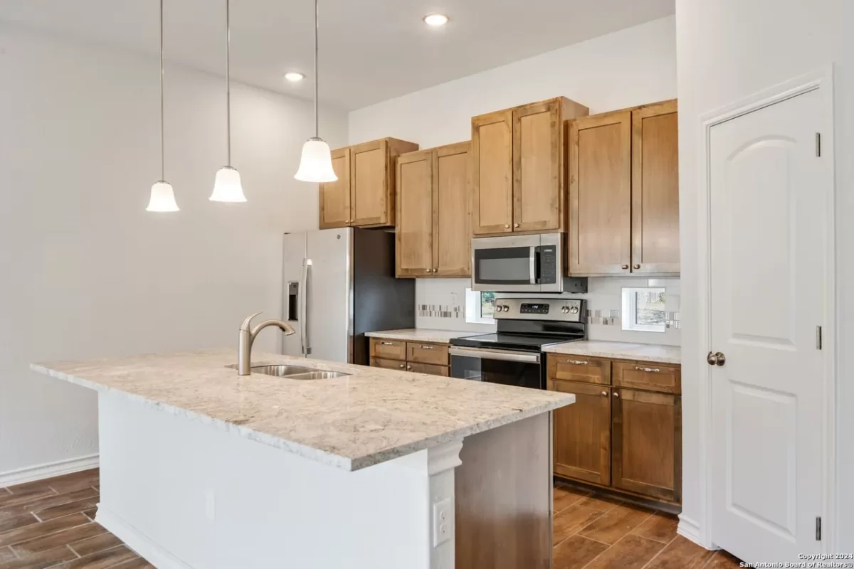 2BR House for Rent in San Antonio, TX