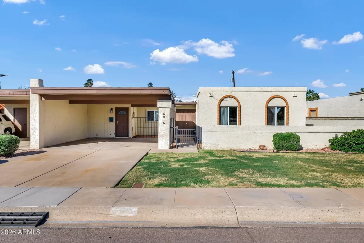 4BR Townhouse for Sale in Phoenix, AZ