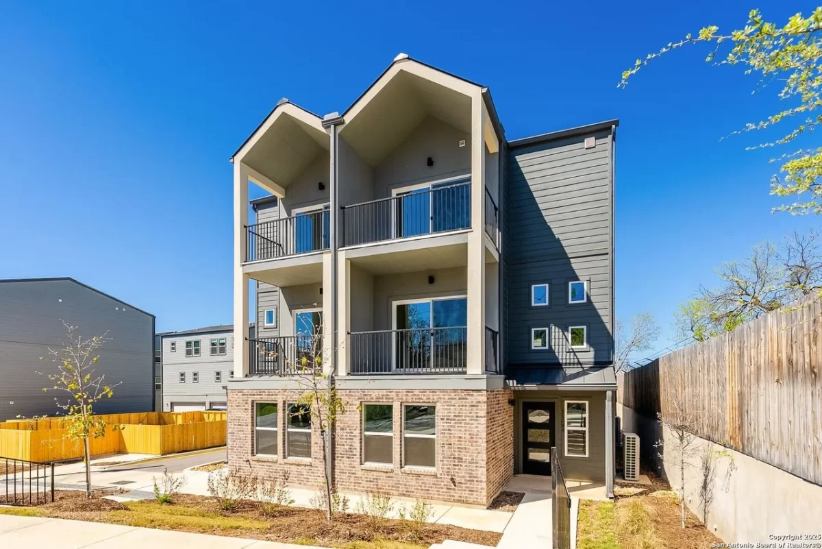 3BR House for Sale in San Antonio, TX