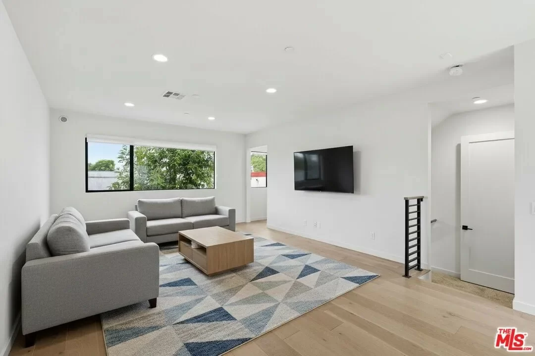 3BR House for Rent in Los Angeles, CA