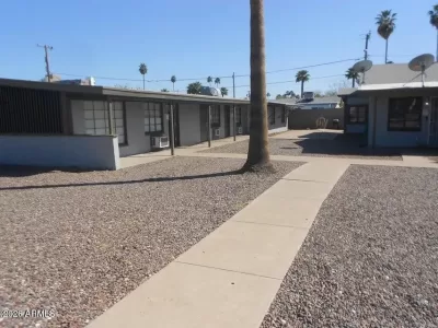 2BR Apartment for Rent in Phoenix, AZ