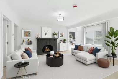 5BR Multi-Family for Sale in Los Angeles, CA