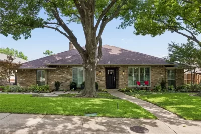 4BR House for Sale in Dallas, TX