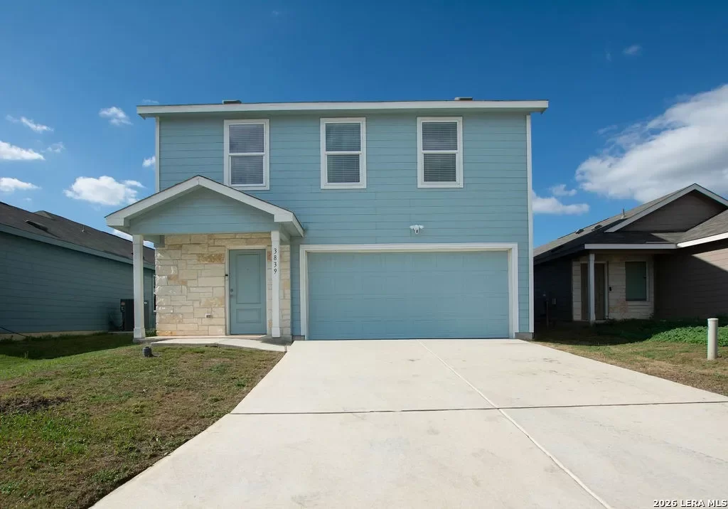 4BR House for Sale in San Antonio, TX