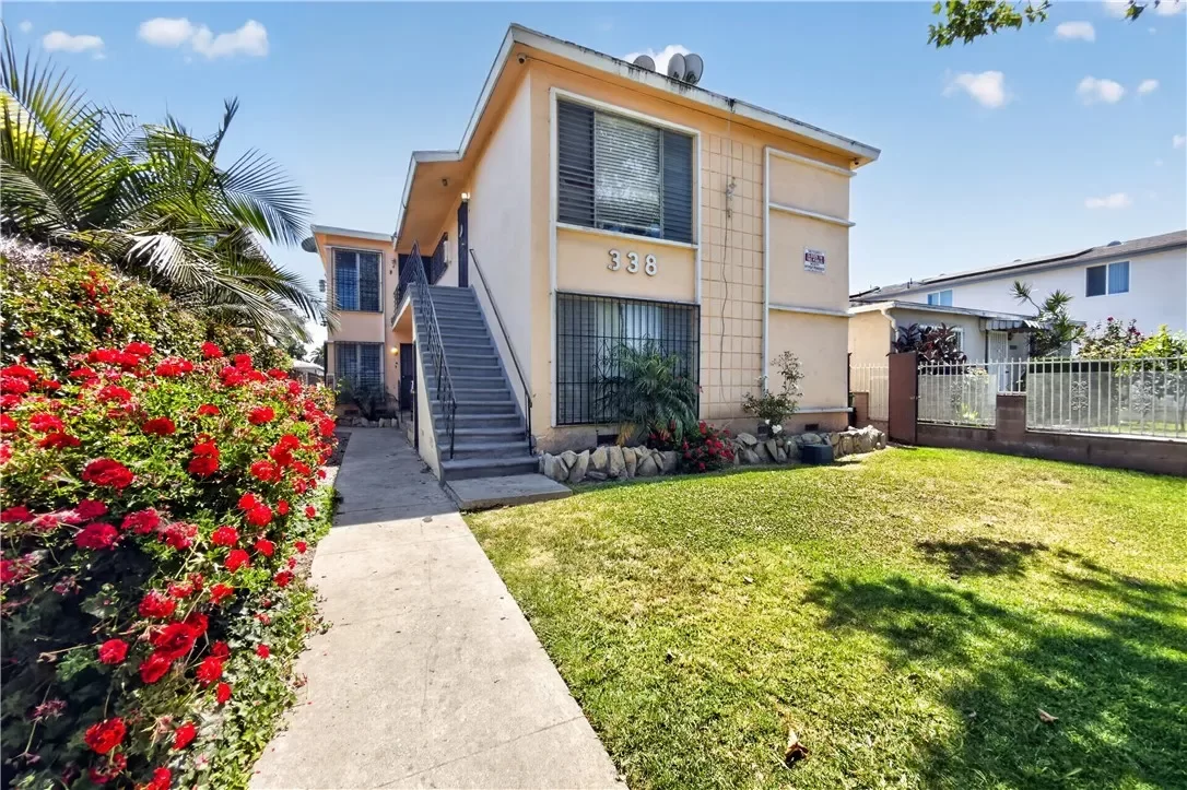 8BR Multi-Family for Sale in Los Angeles, CA