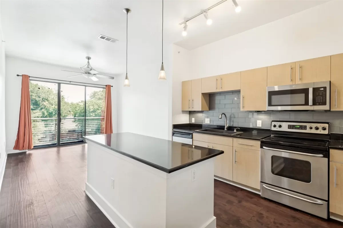 2BR Condo for Rent in Dallas, TX