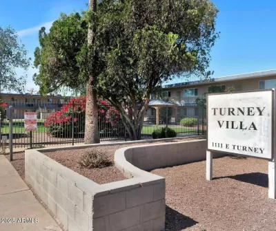2BR Condo for Sale in Phoenix, AZ