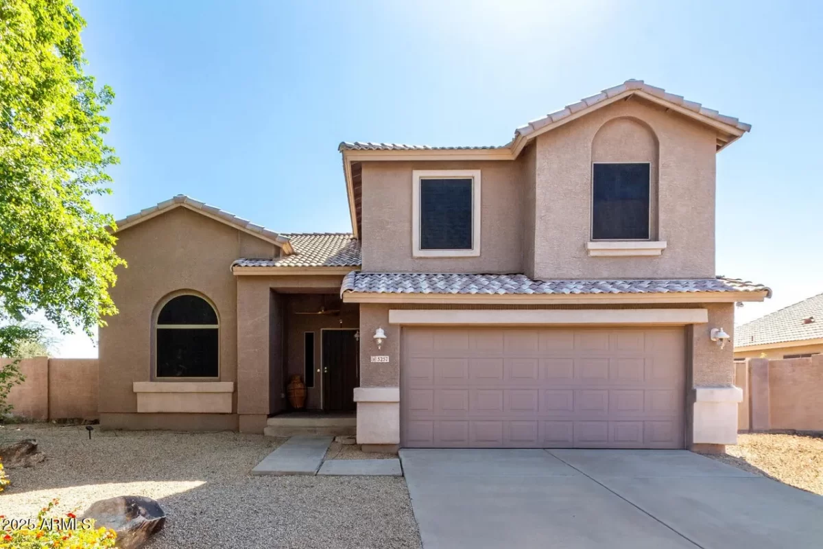 3BR House for Sale in Glendale, AZ