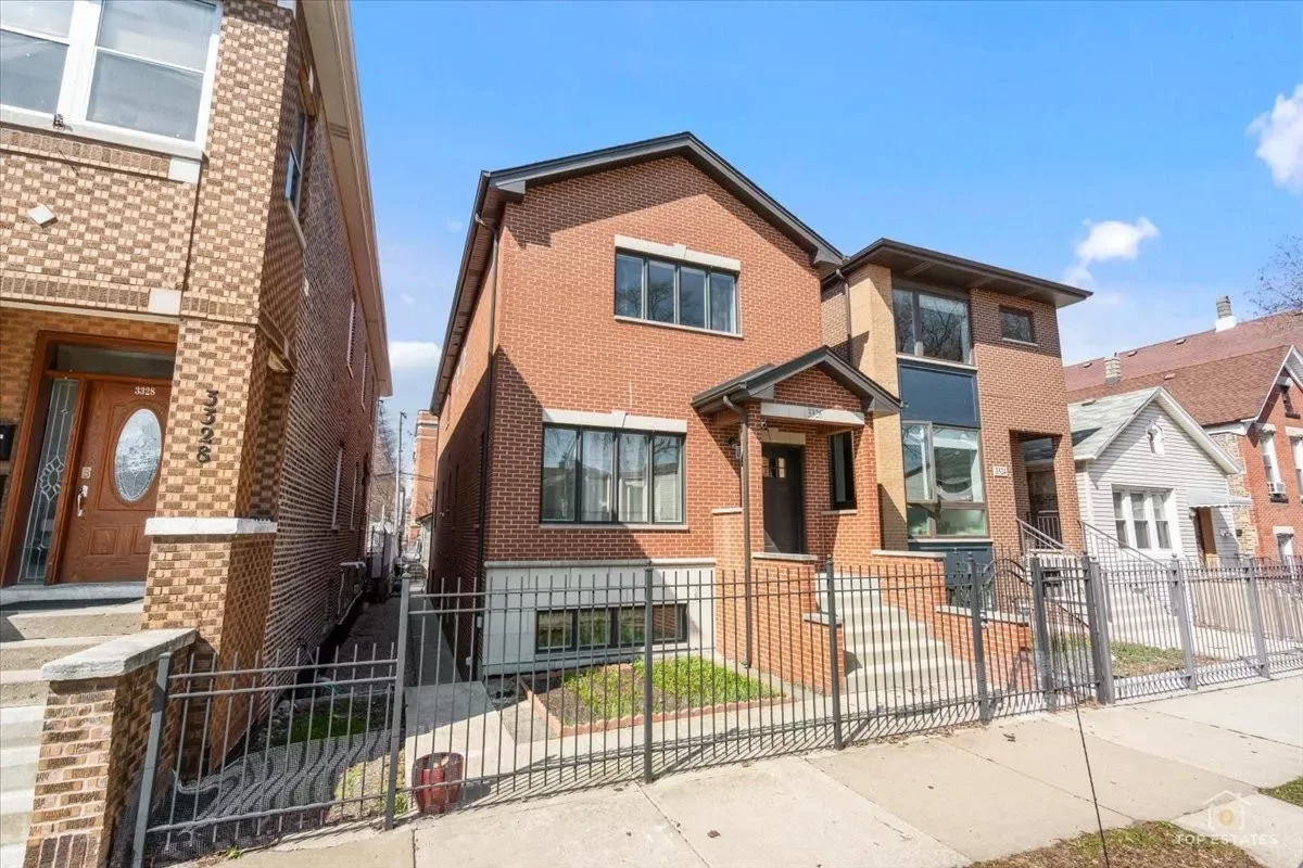 3BR House for Sale in Chicago, IL